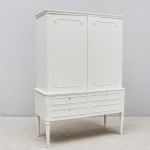 1754&nbsp;8122&nbsp;CUPBOARD